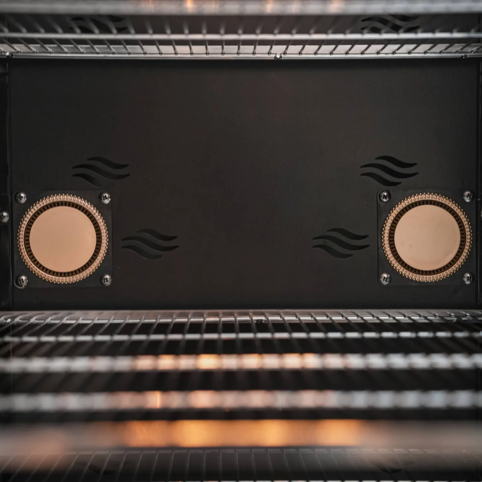 Twin air outlets at the top of the cabinet